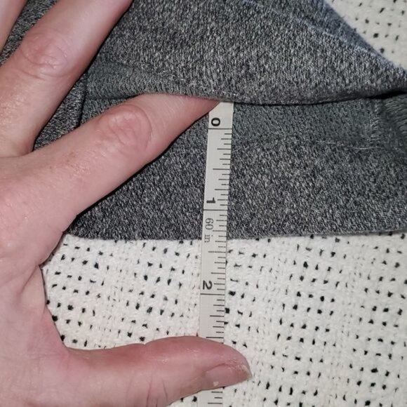 Fulton Skinny High Waisted Large Pockets Sz. 30 x 30 Gray Pants - Picture 10 of 10